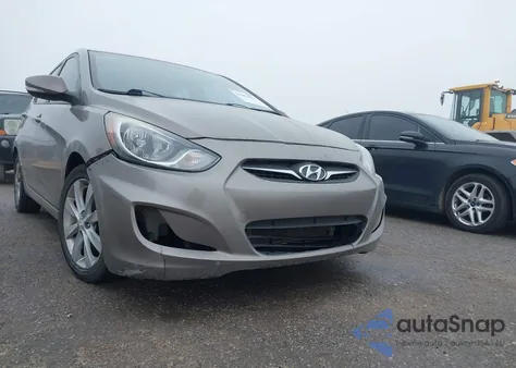 2013 Hyundai Accent Se z USA, uszkodzony, nr VIN KMHCU5AE1DU078418